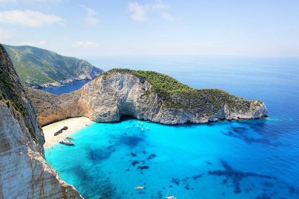 Best Things to Do in Greece for First-Time Visitors Experience the Magic