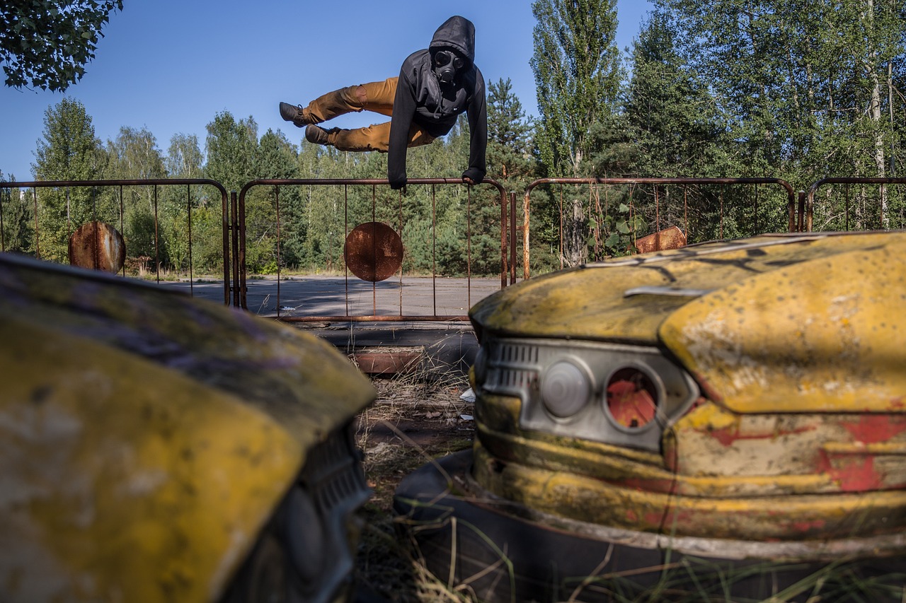is it safe to visit chernobyl
