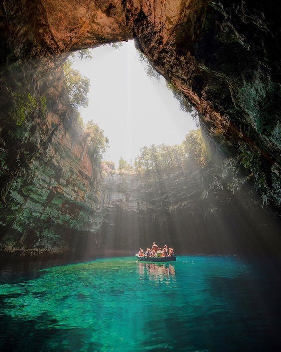 Things to see in Greece - Melissani